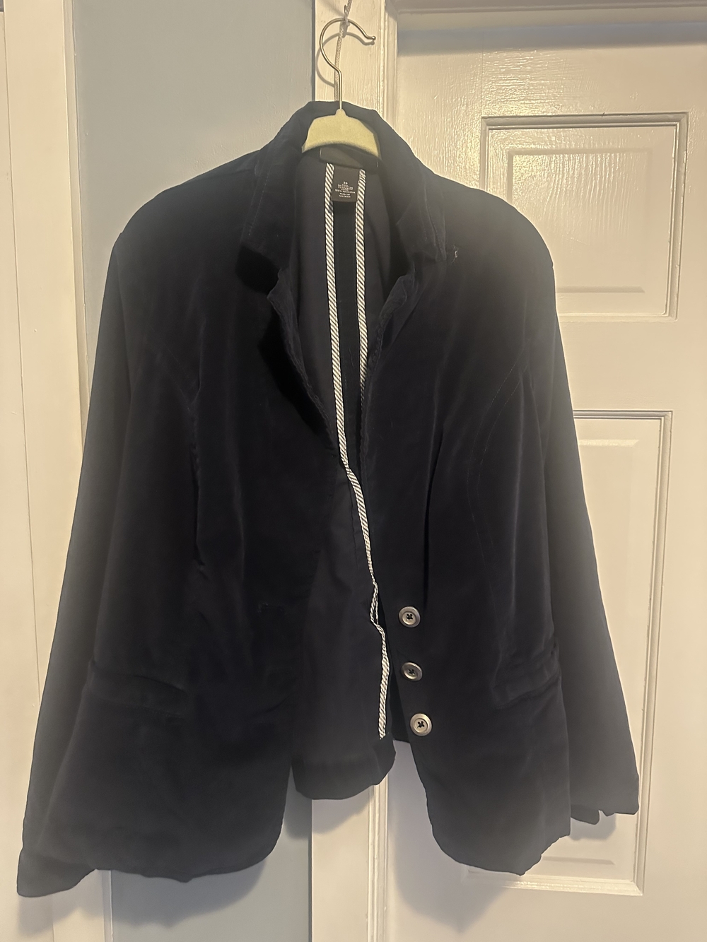 LB Women's Navy Velvet Blazer Jacket - Classic Button Front 20W